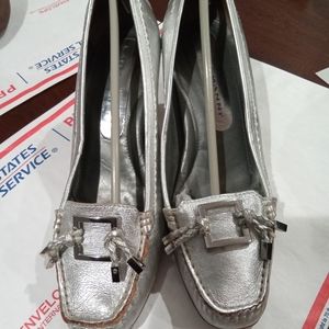 LARA MANNI ITALIAN MADE "SILVER SHADOWS" SQUARE TOED LOAFERS